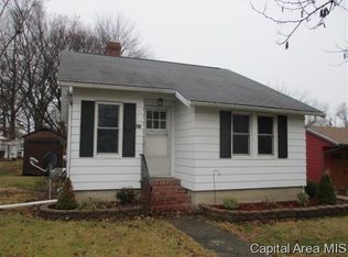 927 Goltra Ave, Jacksonville, IL 62650