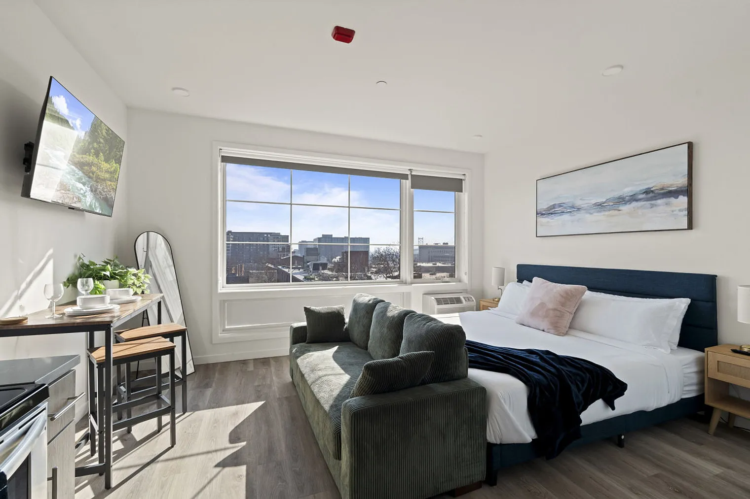 Studio, 1.0 bath, 5328 sqft, $7,549 — Photo 4