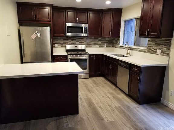 4th image of 9158 Van Nuys Blvd Unit 7