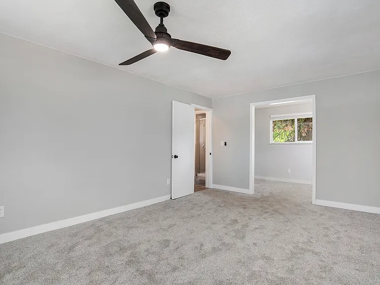 6423 Kendall St — Photo 5
