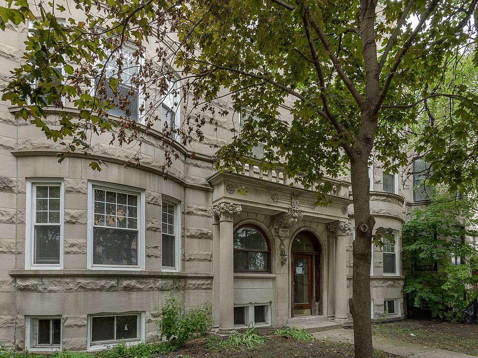 1st image of 4540 N Sheridan Rd #2