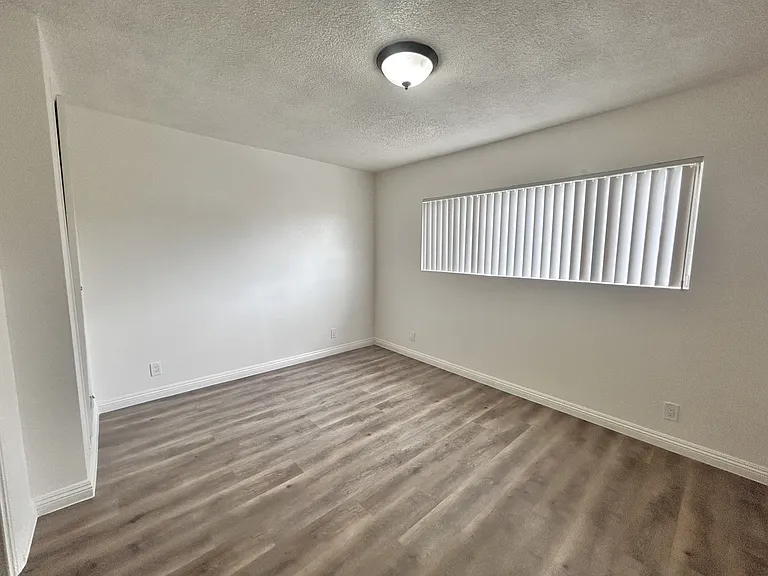 10825 Klingerman St #4 — Photo 10