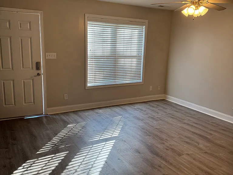 3600 Old Forest Rd #122 — Photo 11