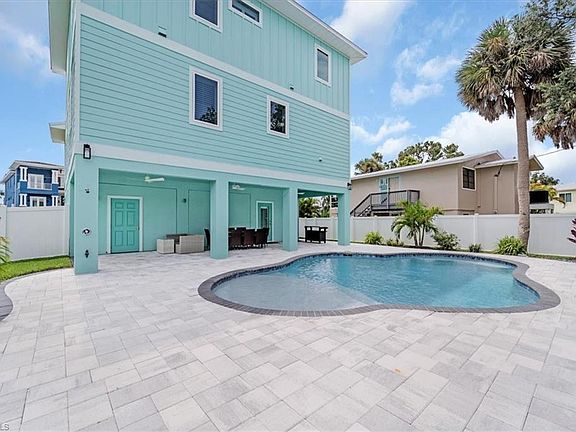 4th image of 836 San Carlos DR