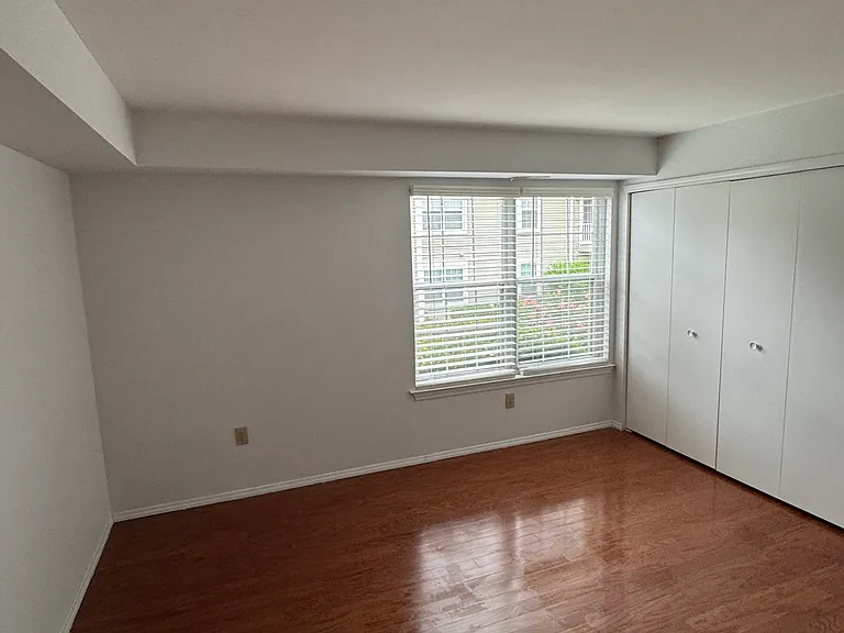 311 Society Pl — Photo 37