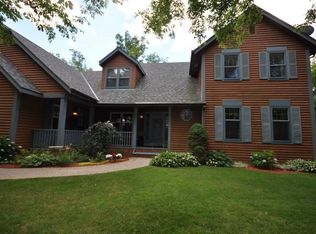 5975 Pleasant Hill Rd, Hartford, WI 53027