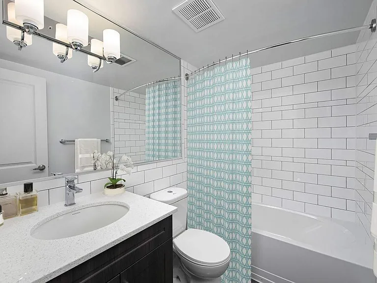 100 Cosburn Ave — Photo 10