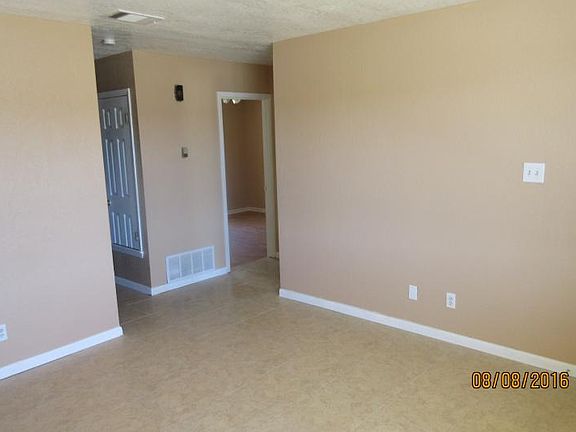 5th image of 1012 Georgetown Rd