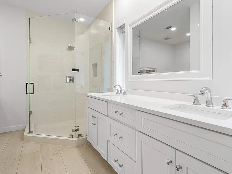 1100 N Ocean Blvd — Photo 17