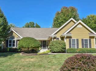 W263N2345 Deer Haven Dr, Pewaukee, WI 53072