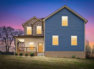 1395 Holden Dr, Clarksville, TN 37042