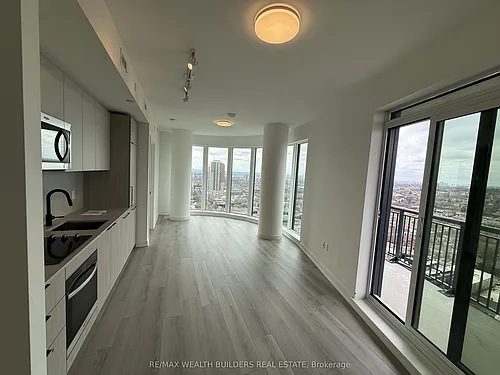 1185 Dupont St #2102 Photo 1