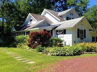 1143 Finel Hollow Road, Poultney, VT 05764