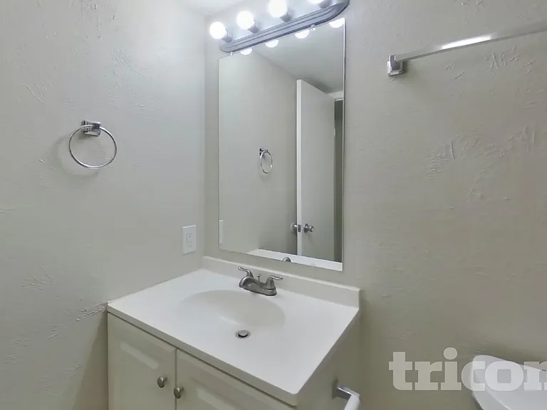 5030 Ridgecreek Dr — Photo 13