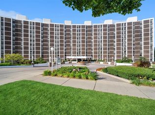 1500 Sheridan Rd UNIT 4A, Wilmette, IL 60091