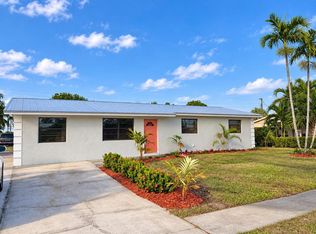 320 W 21ST STREET, RIVIERA BEACH, FL 33404