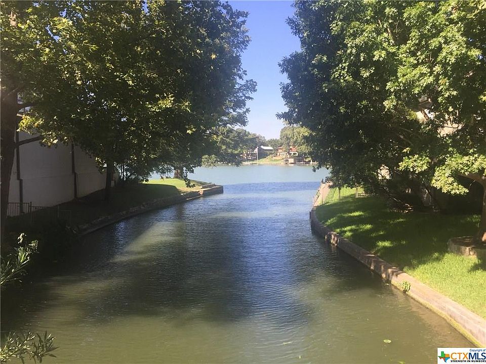 1st image of 506 Admiral Benbow Ln