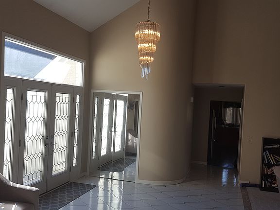 4th image of 56809 Oliver Ct