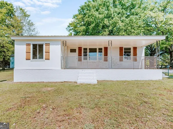 52 Clark Cir, Lexington, GA 30648