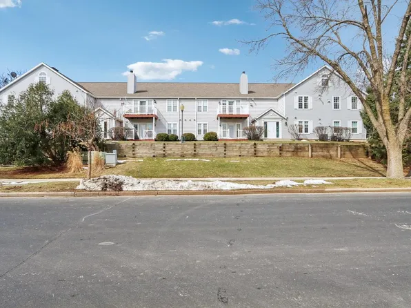802 Kottke Drive #6, Madison, WI 53719