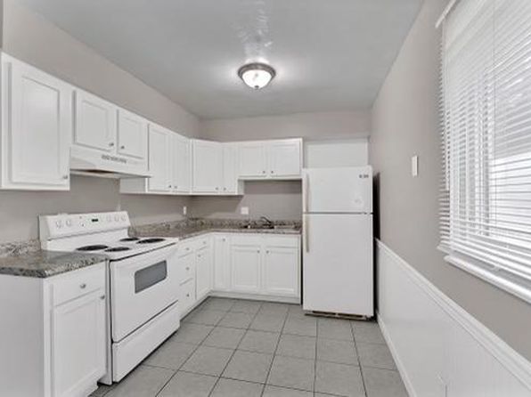 4628 Washington Square Dr #1