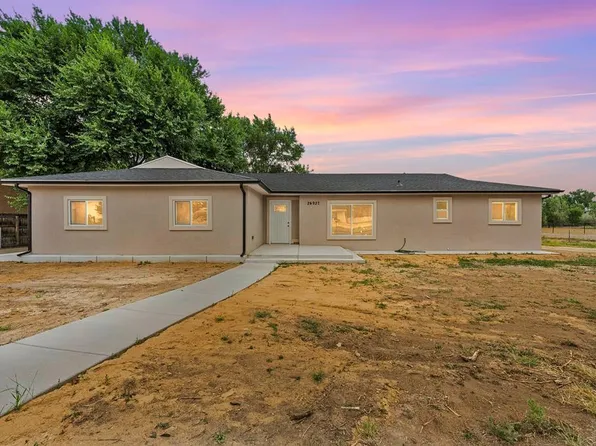 24927 Birdsong Dr, Pueblo, CO 81006