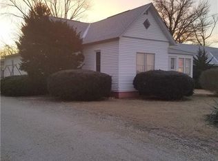 130 Route 128, Dalton City, IL 61925