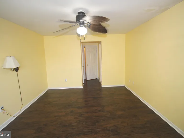 681A Rose Hollow Dr — Photo 23