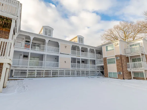 Ventnor Flatz, 1115 Dorchester Cir, Lansing, MI 48910