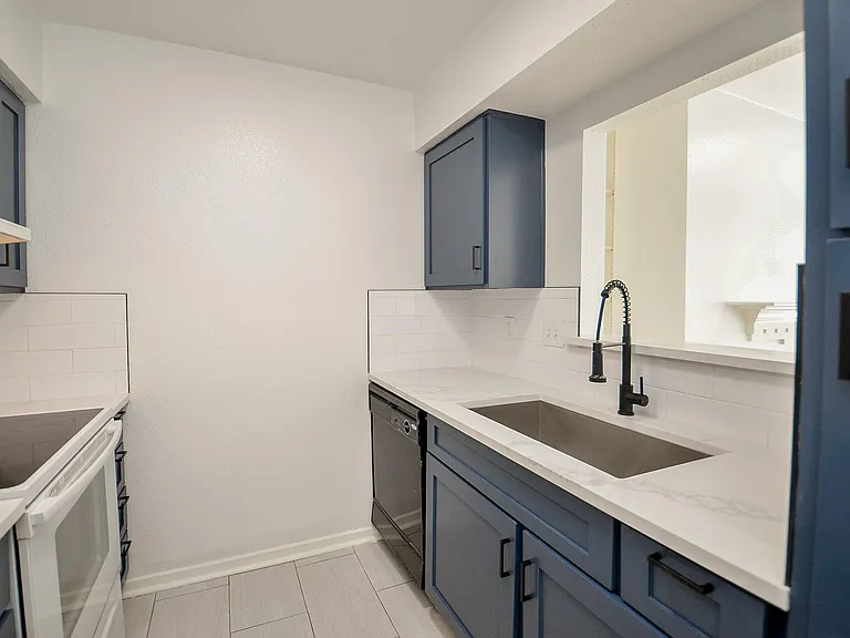 2333 Bering Dr #123 — Photo 10