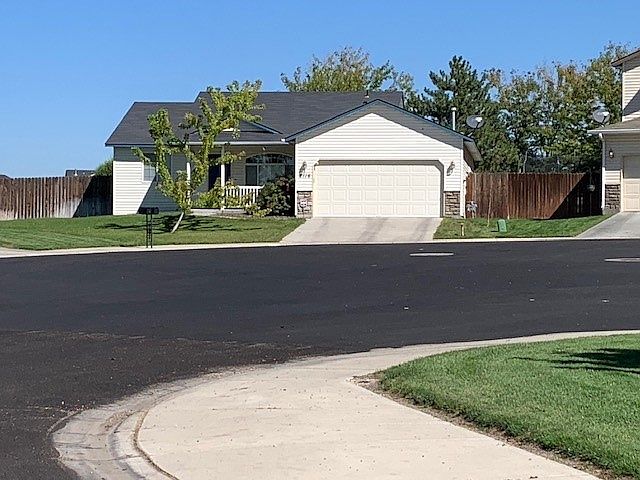 1st image of 2116 Belhaven Ct