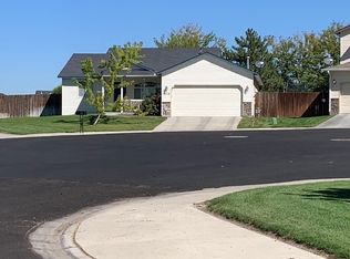 2116 Belhaven Ct, Nampa, ID 83651
