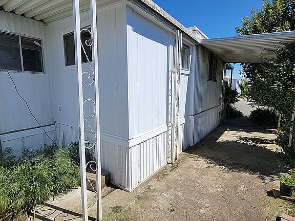 3rd image of 11819 Yosemite Blvd #45