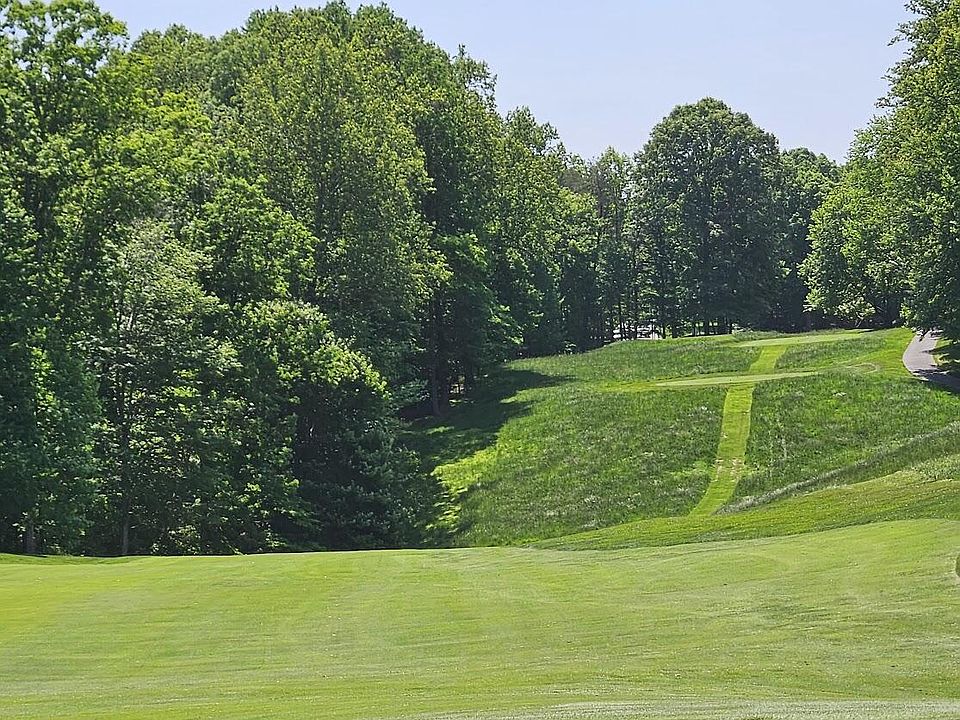2nd image of LOT 426 Fairway Dr