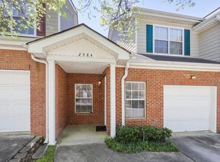 2584 Laurel Cir NW, Atlanta, GA 30311