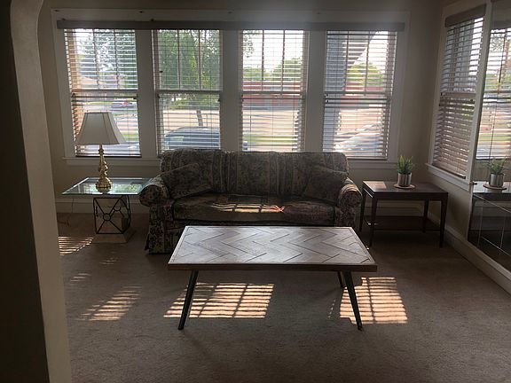 3rd image of 3854 N Newland Ave