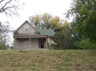 3121 S 28th St, Saint Joseph, MO 64503