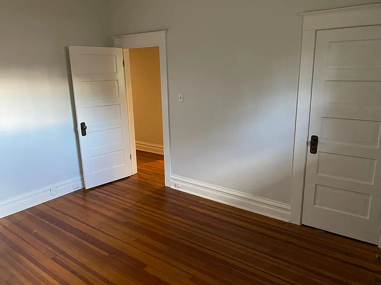 3860 N Clay St — Photo 9