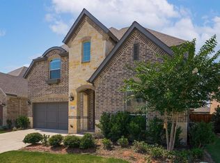 145 Erling Ln, Irving, TX 75039