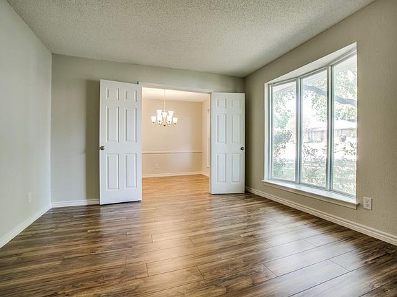 5th image of 2416 Creekcove Dr