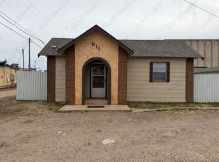 611 E 2nd St, Clovis, NM 88101