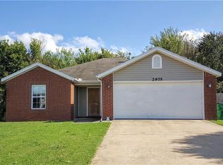 2975 Riverside St, Springdale, AR 72764