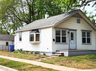 5158 Westpoint St, Dearborn Heights, MI 48125