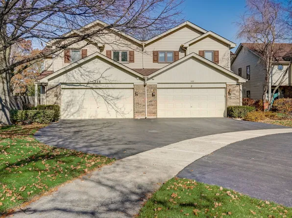 322 Cromwell Ct, Westmont, IL 60559