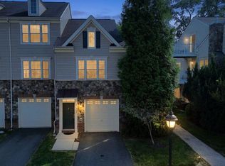 11207 Wortham Crest Cir, Manassas, VA 20109