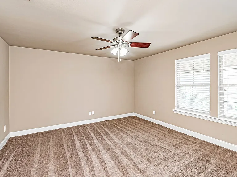 18177 Pinehurst Dr — Photo 12
