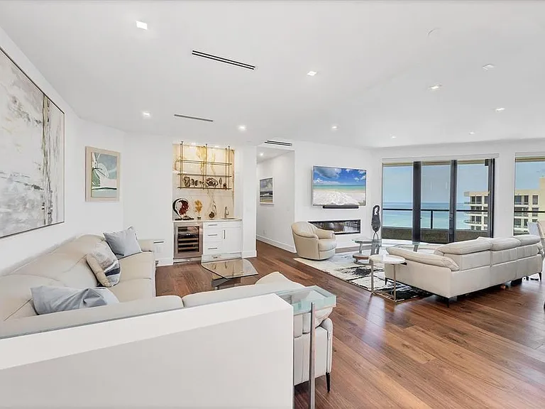 1211 Gulf Of Mexico Dr #1005 — Photo 4