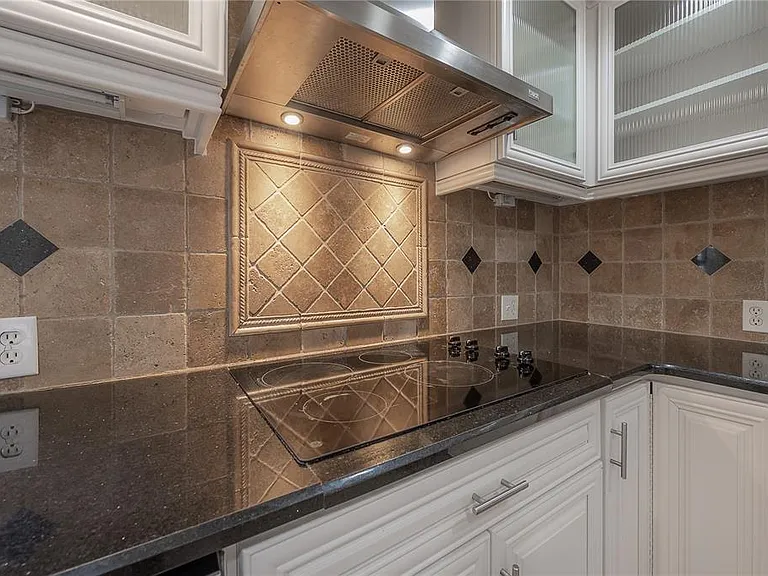 5026 Cypress Trace Dr — Photo 9