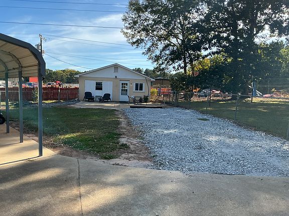 5th image of 2517 Standridge Rd #1