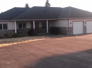 107 Woodcrest Dr, Chehalis, WA 98532